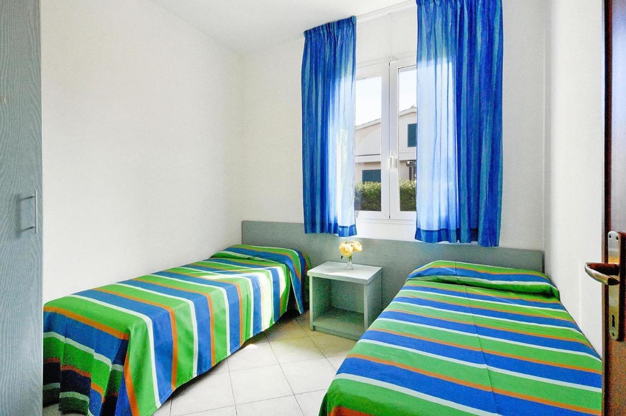 Apartment In Cecina Mare With Outdoor Pool Marina di Cecina Esterno foto