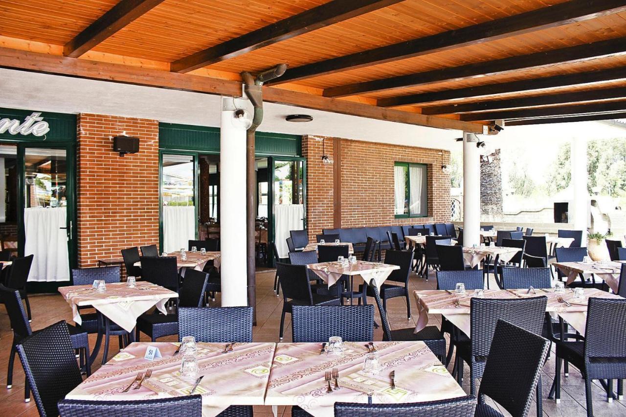 Apartment In Cecina Mare With Outdoor Pool Marina di Cecina Esterno foto
